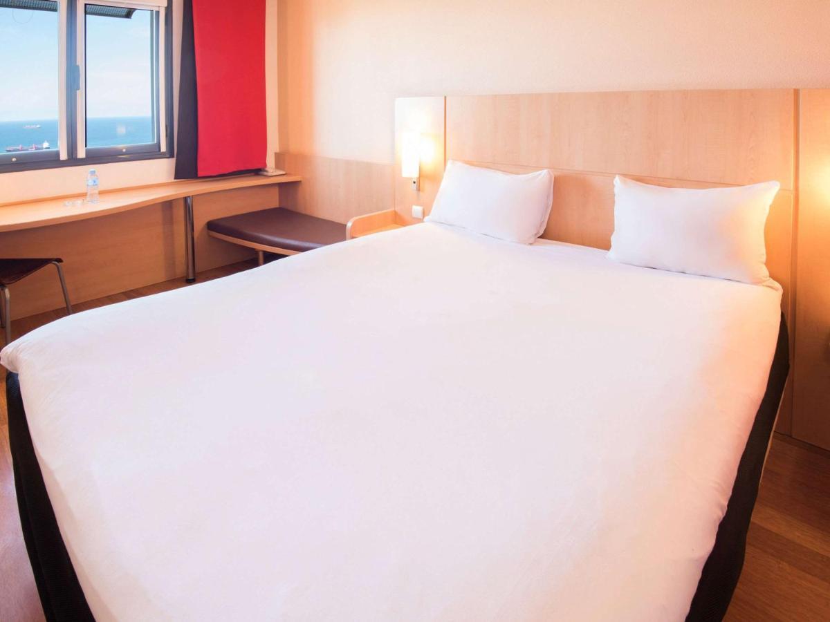 Ibis Oran Les Falaises Esterno foto