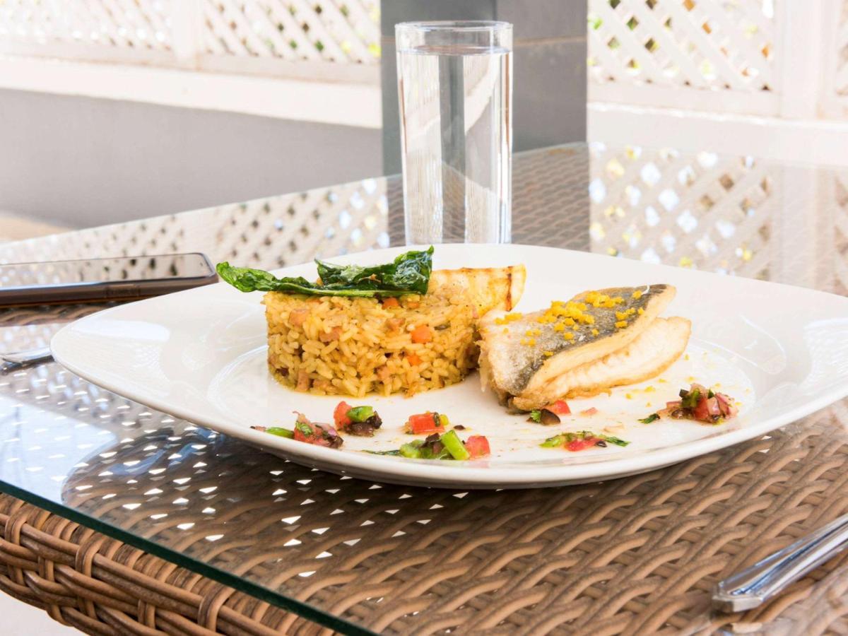 Ibis Oran Les Falaises Esterno foto
