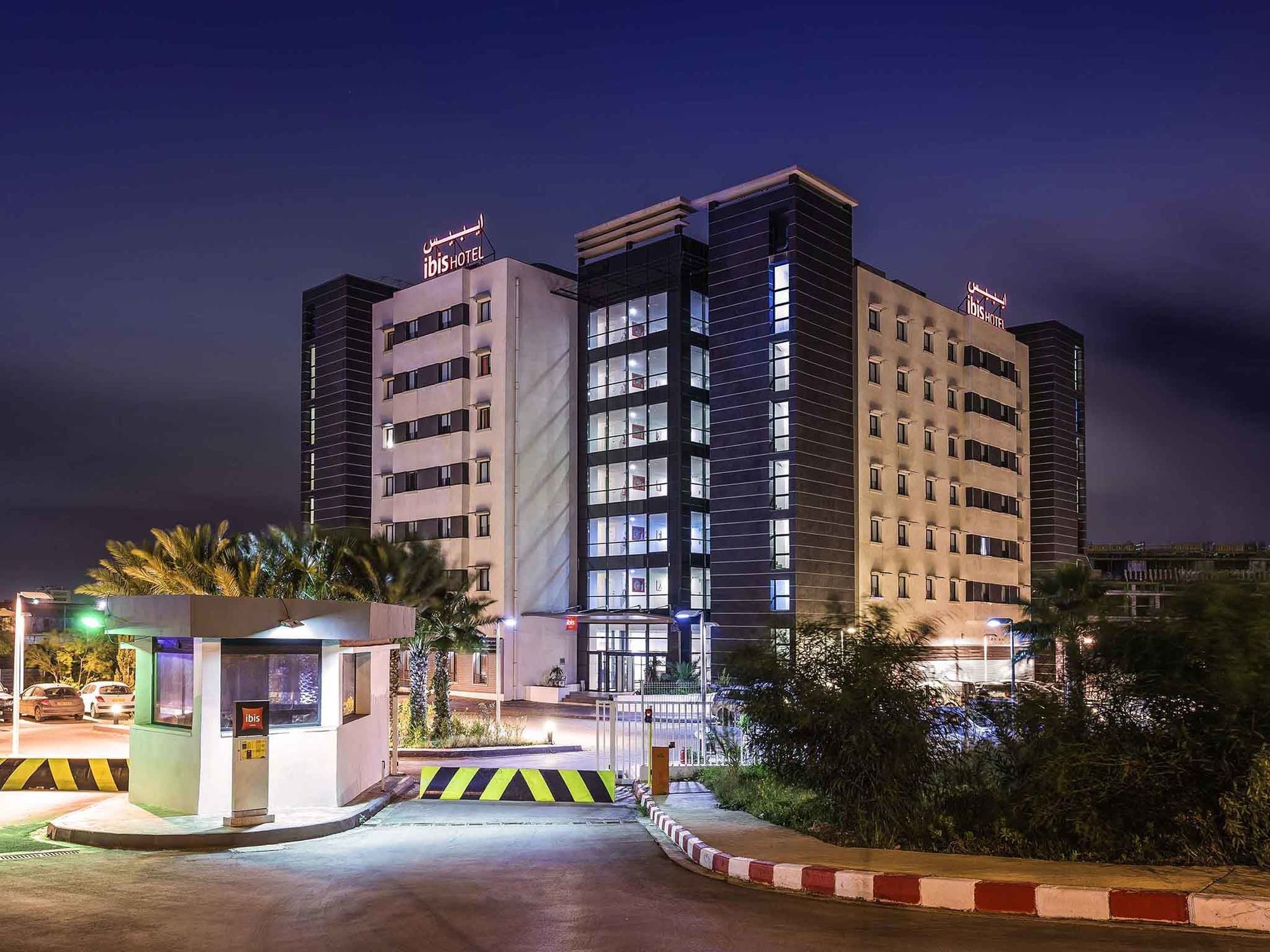 Ibis Oran Les Falaises Esterno foto