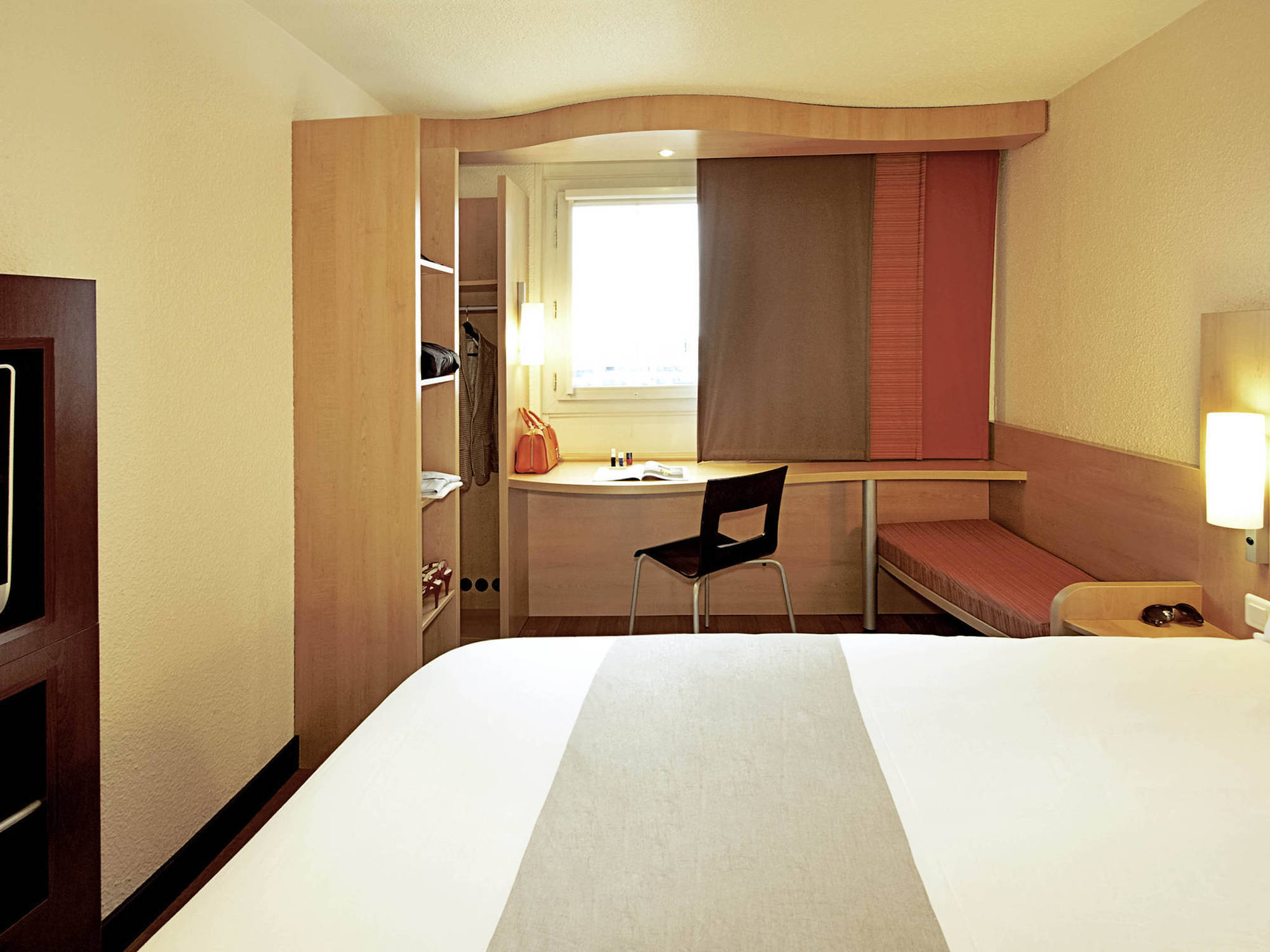 Ibis Oran Les Falaises Esterno foto