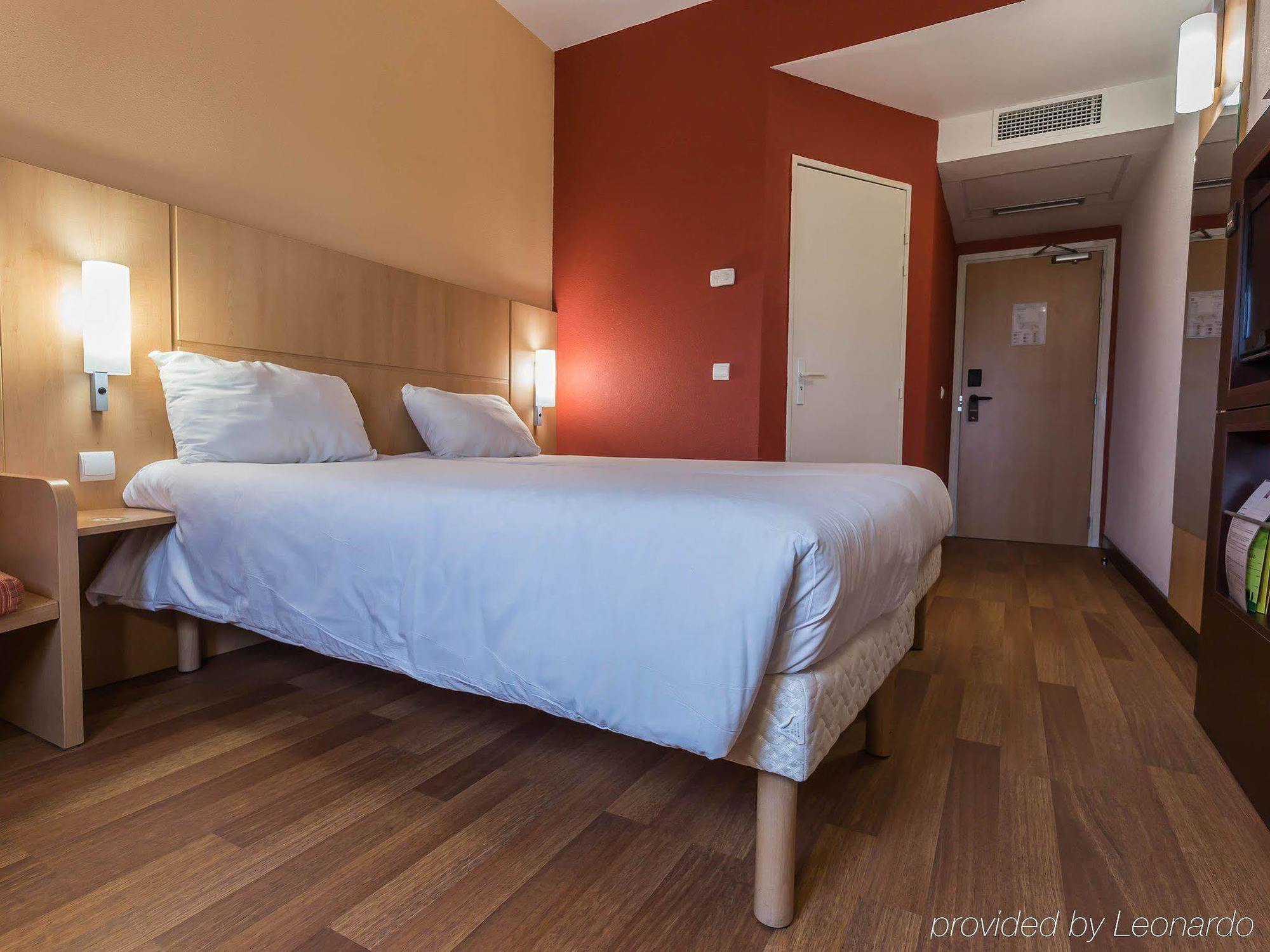 Ibis Oran Les Falaises Esterno foto